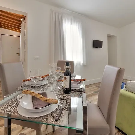 Apartment Guelfa 30-exclusive In The Heart Of
